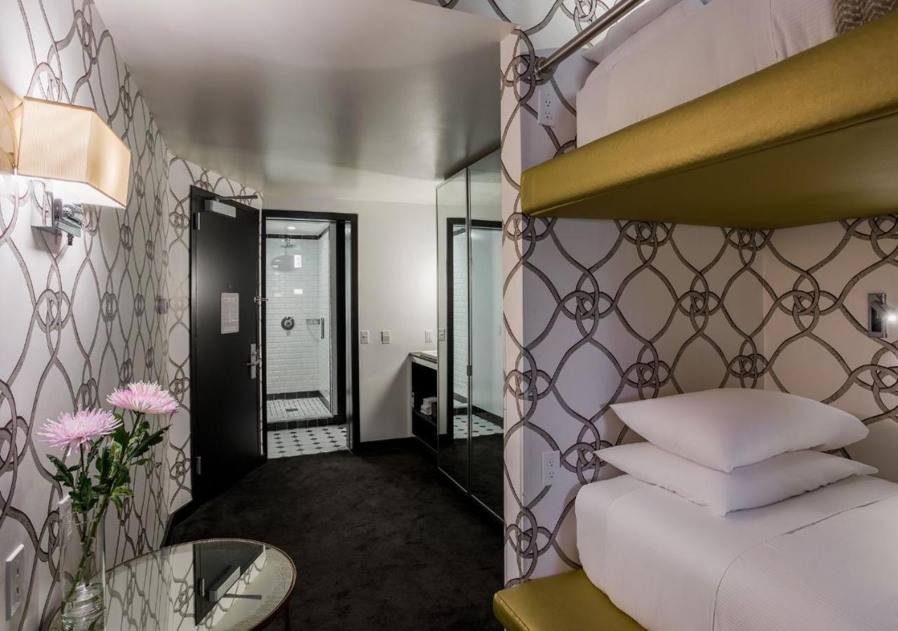 45 Times Square Hotel นิวยอร์ก ภายนอก รูปภาพ